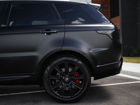 Used 2019 Land Rover Range Rover Sport HSE Dynamic AWD/4WD image 12