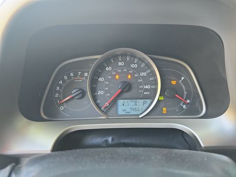 Used 2015 Toyota RAV4 XLE FWD image 18