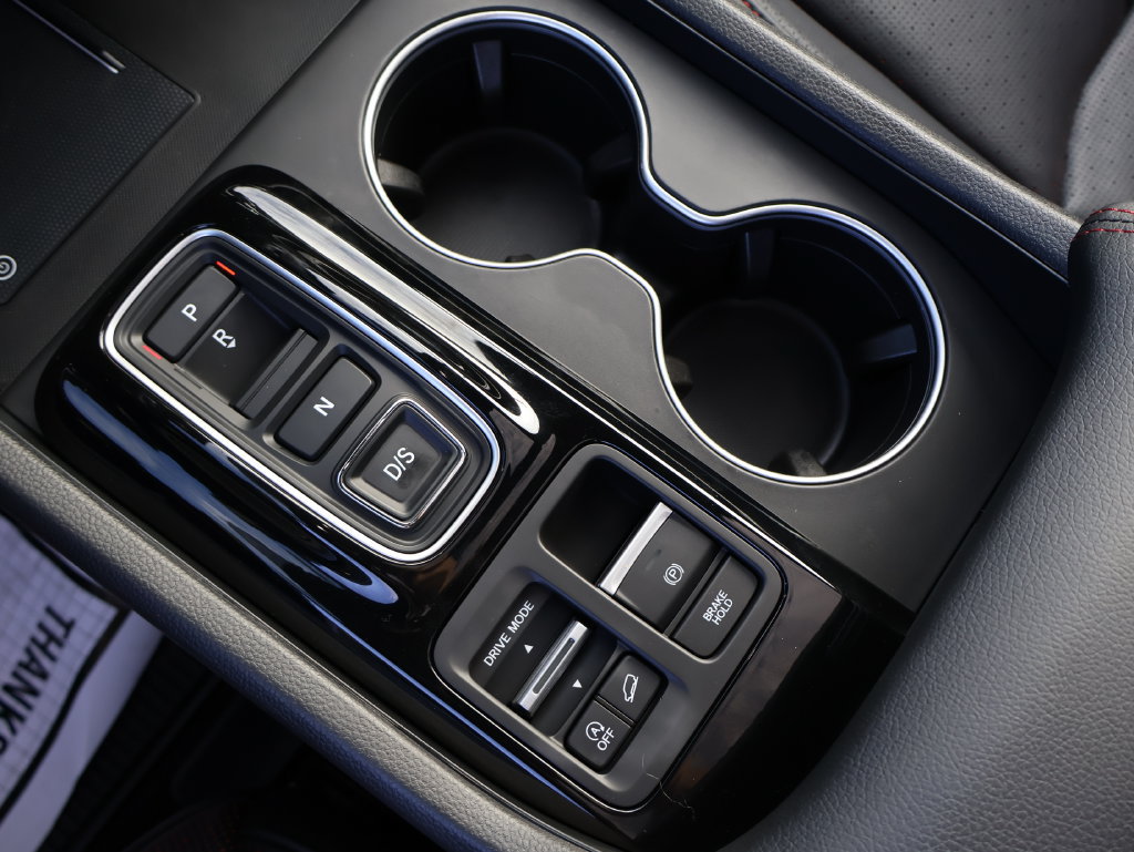 Used 2025 Honda Pilot Black Edition image 20