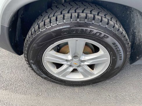Used 2020 Chevrolet Trax LT w/ LT Convenience Package FWD image 39