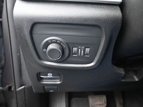 Used 2022 Jeep Grand Cherokee L Laredo w/ Luxury Tech Group I image 35