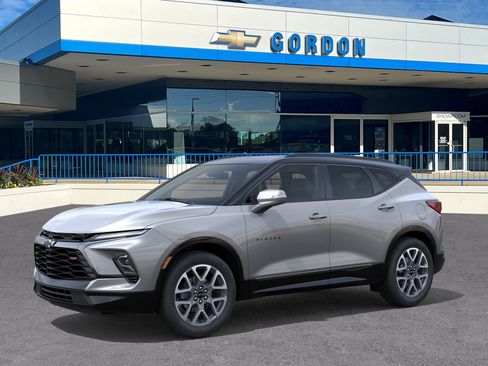 New 2026 Chevrolet Blazer RS w/ Driver Confidence II Package FWD image 2