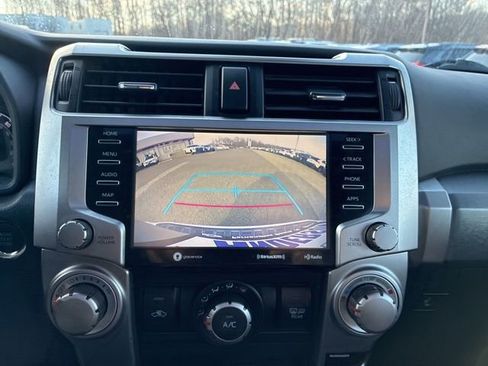 Used 2020 Toyota 4Runner SR5 Premium image 18