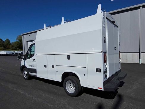 New 2025 Ford Transit 350 Low Roof DRW AWD w/ Interior Upgrade Package image 6