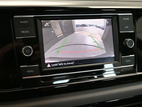 Used 2024 Volkswagen Taos S image 32