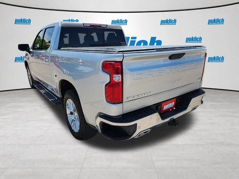 Used 2021 Chevrolet Silverado 1500 LTZ w/ LTZ Premium Package AWD/4WD image 3