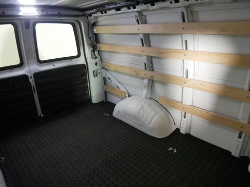 Used 2025 Chevrolet Express 2500 w/ Driver Convenience Package RWD image 14