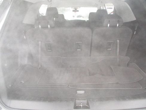 Used 2020 Chevrolet Traverse LS image 30