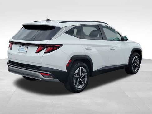 Used 2025 Hyundai Tucson SEL FWD image 4