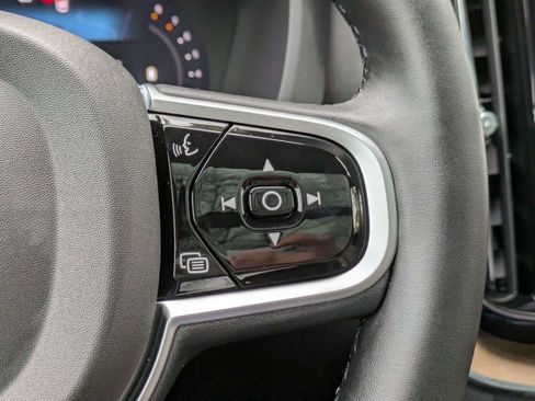 New 2026 Volvo XC60 B5 Plus w/ Protection Package Premier image 29