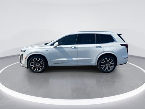 Used 2023 Cadillac XT6 Premium Luxury FWD image 6