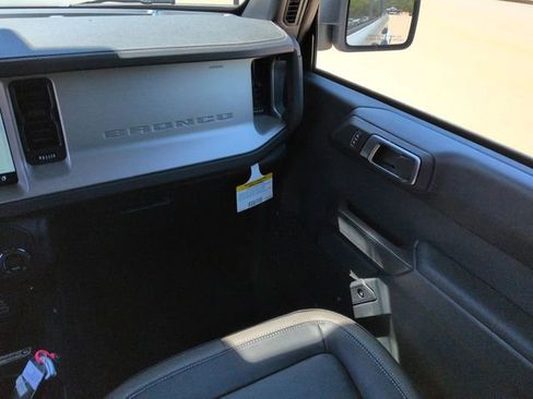 New 2026 Ford Bronco Outer Banks AWD/4WD image 16