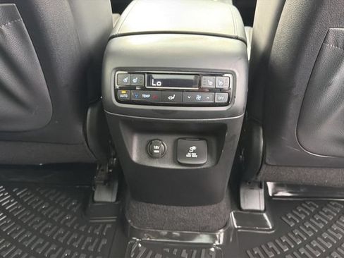 Used 2024 Hyundai Palisade Calligraphy AWD/4WD image 32