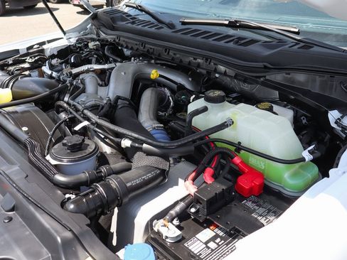 Used 2024 Ford F450 XL w/ XL Chrome Package image 14