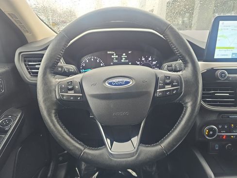 Used 2020 Ford Escape SEL image 19