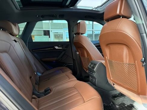 Used 2020 Audi Q5 Prestige AWD/4WD image 13