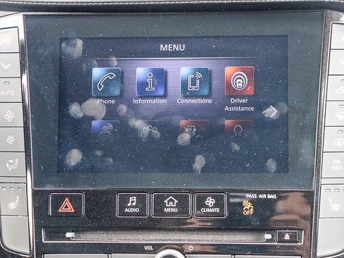 Used 2022 INFINITI QX50 Luxe image 16