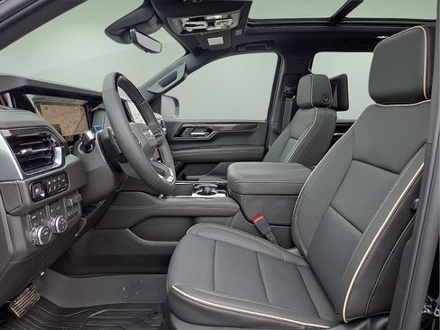 New 2026 GMC Yukon Elevation image 17