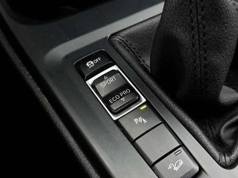 Used 2019 BMW X1 xDrive28i AWD/4WD image 9