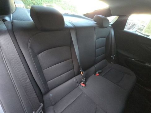 Used 2023 Chevrolet Malibu LS FWD image 12