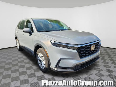 Used 2023 Honda CR-V LX image 1