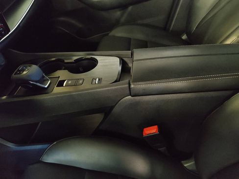 Used 2022 Nissan Rogue SV w/ SV Premium Package FWD image 26
