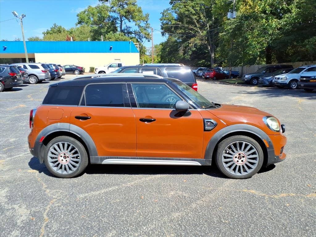 Used 2017 MINI Cooper Countryman S FWD image 2