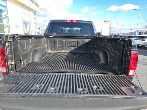 Used 2014 RAM 2500 Tradesman w/ Chrome Appearance Group image 17