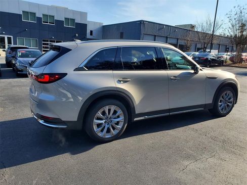 Used 2024 MAZDA CX-90 3.3 Turbo w/ Premium Package image 3