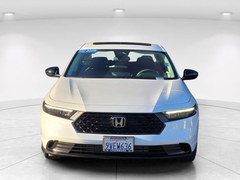 Used 2025 Honda Accord SE image 4