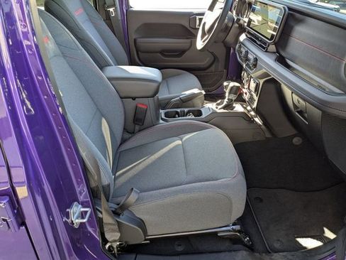 New 2026 Jeep Wrangler Unlimited Rubicon w/ Technology Group image 31