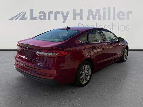 Certified 2019 Ford Fusion SE FWD image 5