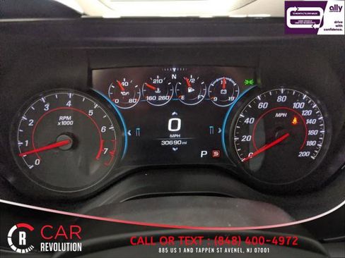 Used 2016 Chevrolet Camaro SS image 28