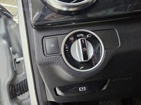 Used 2013 Mercedes-Benz GLK 350 2WD w/ Premium 1 Pkg image 36