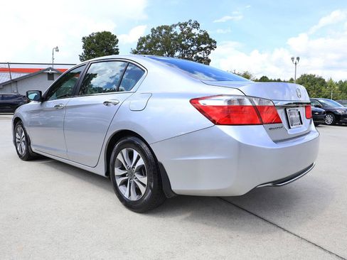 Used 2013 Honda Accord LX image 3