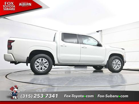 Used 2022 Nissan Frontier SV AWD/4WD image 21