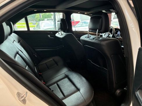 Used 2014 Mercedes-Benz E 350 4MATIC w/ Premium 1 Package image 29
