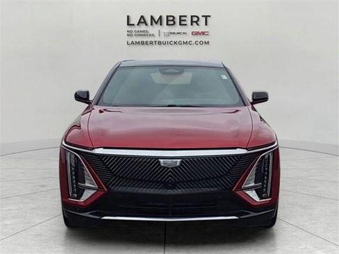 Used 2025 Cadillac Lyriq Luxury w/ LPO, Floor Liner Package image 3