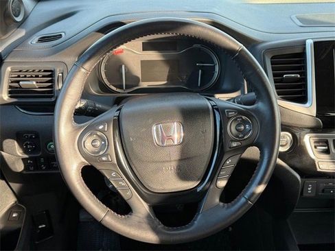 Used 2019 Honda Ridgeline Black Edition image 13