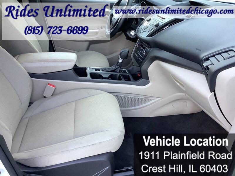 Used 2017 Ford Escape SE AWD/4WD image 37