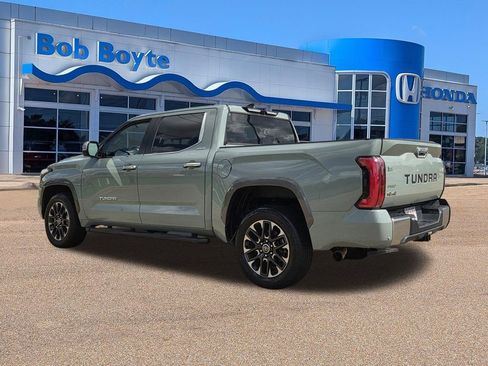 Used 2024 Toyota Tundra Limited AWD/4WD image 7