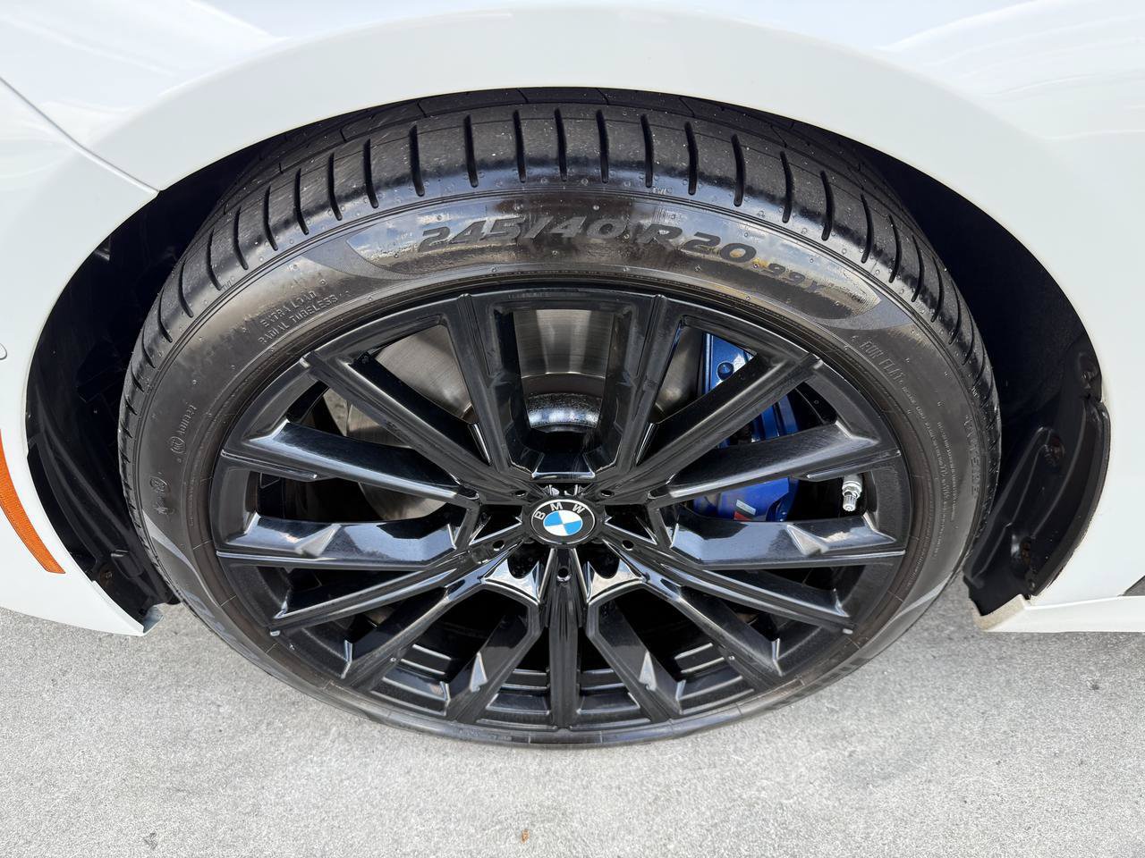 Used 2022 BMW 750i xDrive w/ Executive Package AWD/4WD image 49