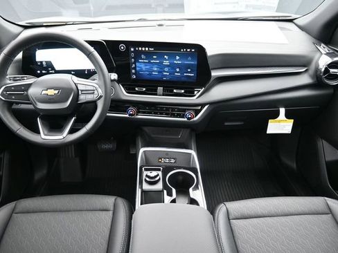 New 2026 Chevrolet Equinox LT image 23