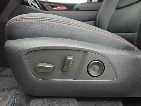 Used 2026 Chevrolet Traverse RS AWD/4WD image 24
