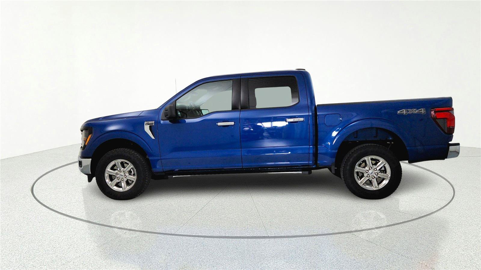 Used 2025 Ford F150 XLT w/ Equipment Group 301A Standard AWD/4WD image 4