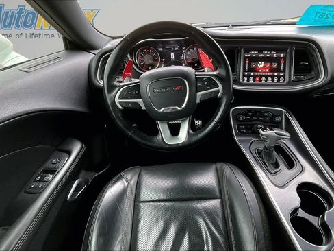 Used 2017 Dodge Challenger GT w/ Driver Convenience Group AWD/4WD image 8