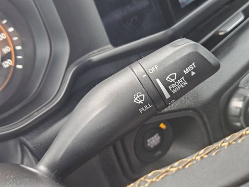 Used 2024 Jeep Gladiator Sport AWD/4WD image 27