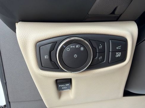 Used 2020 Lincoln Nautilus Reserve w/ Equipment Group 201A AWD/4WD image 25