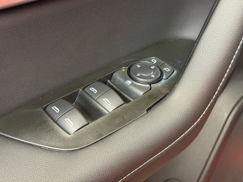 New 2026 Chevrolet Blazer LT w/ Convenience Package AWD/4WD image 10