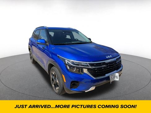 Used 2025 Kia Seltos S image 1